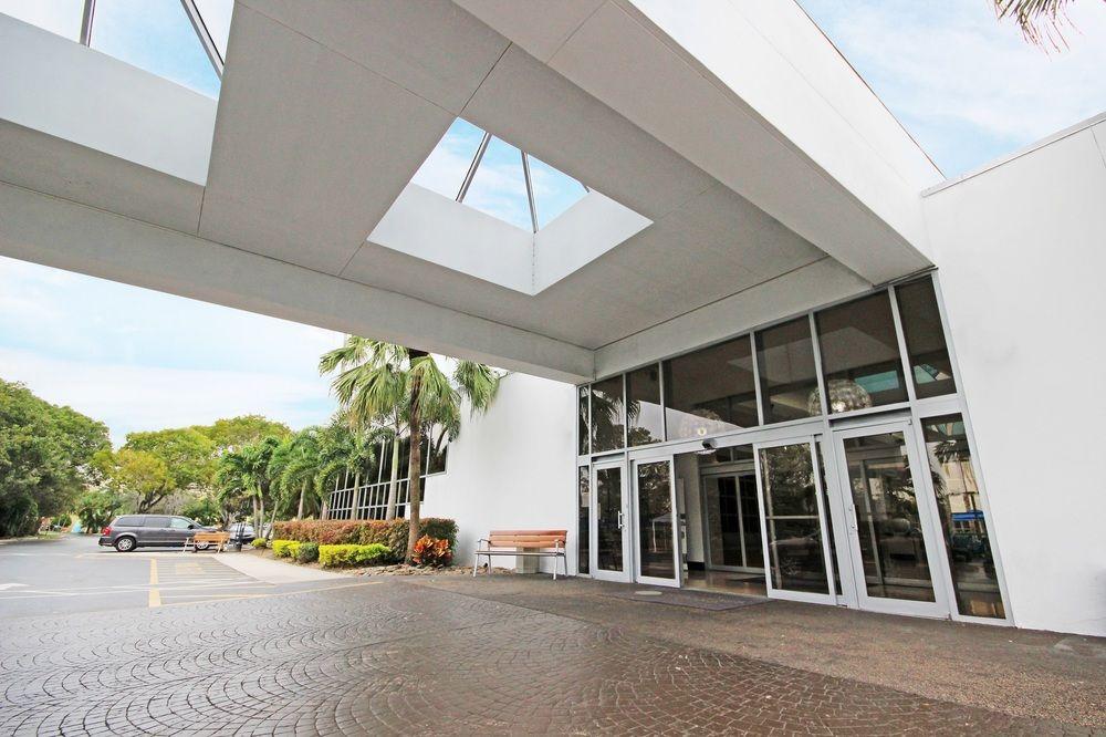 Sawgrass Grand Hotel And Suites Sports Complex Sunrise Εξωτερικό φωτογραφία