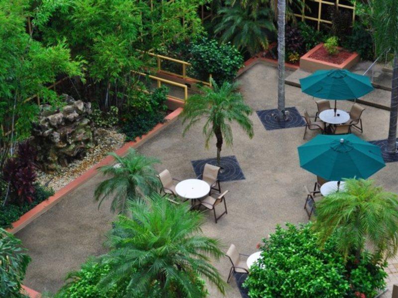 Sawgrass Grand Hotel And Suites Sports Complex Sunrise Εξωτερικό φωτογραφία