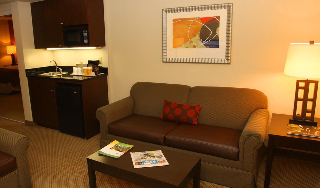 Sawgrass Grand Hotel And Suites Sports Complex Sunrise Δωμάτιο φωτογραφία